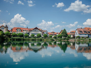 Abb. Hotel Seehotel Niedernberg – Das Dorf am See